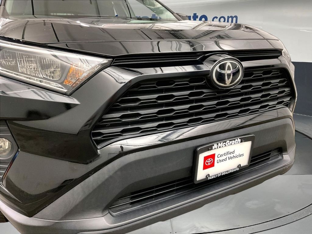 Used 2021 Black Toyota XLE image 32