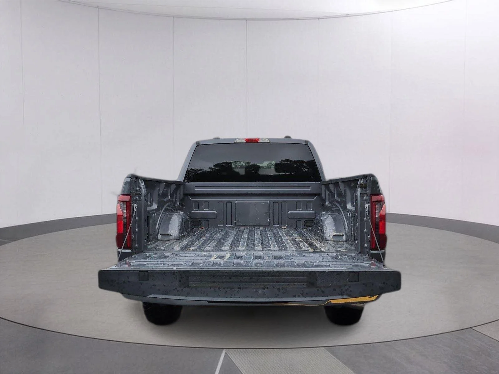 Used 2024 Carbonized Gray Ford XLT image 5