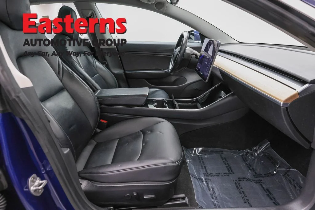 Used 2018 Blue Tesla Long Range image 18