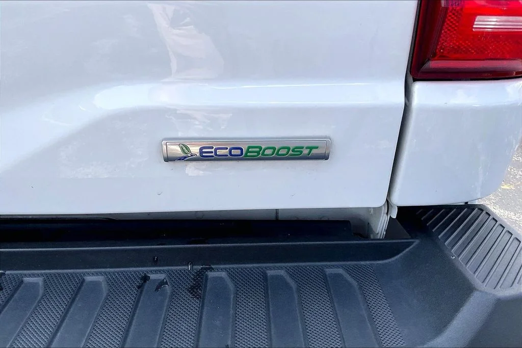 Used 2023 White Ford XLT image 7