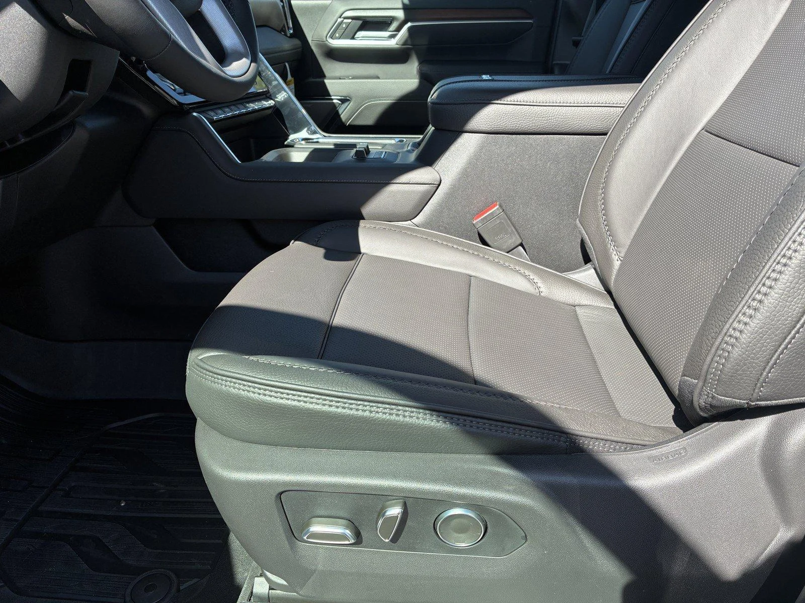 2026 GMC Sierra 2500HD Denali - Photo 18