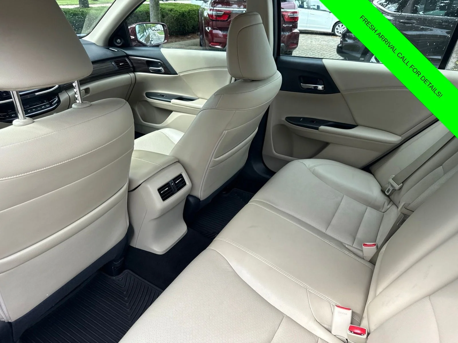 Used 2016 Basque Red Pearl II Honda Touring image 13