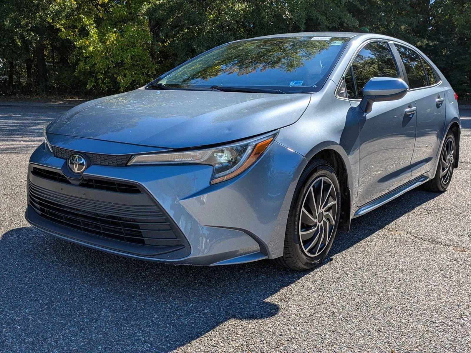 Used 2023 Celestite Toyota LE image 7