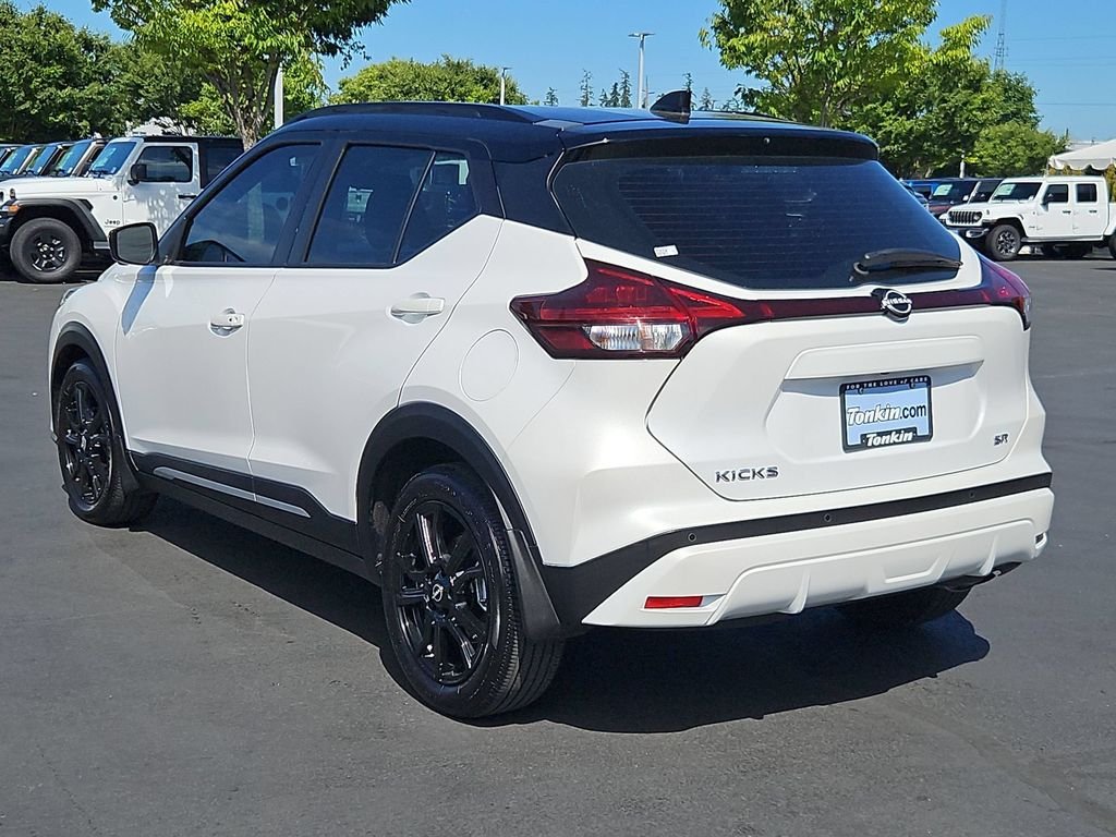 Used 2023 White Nissan SR image 4