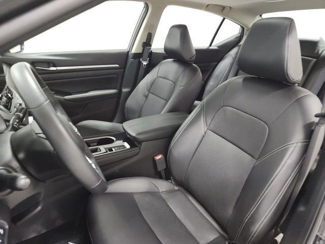 2024 Nissan Altima SL - Photo 17