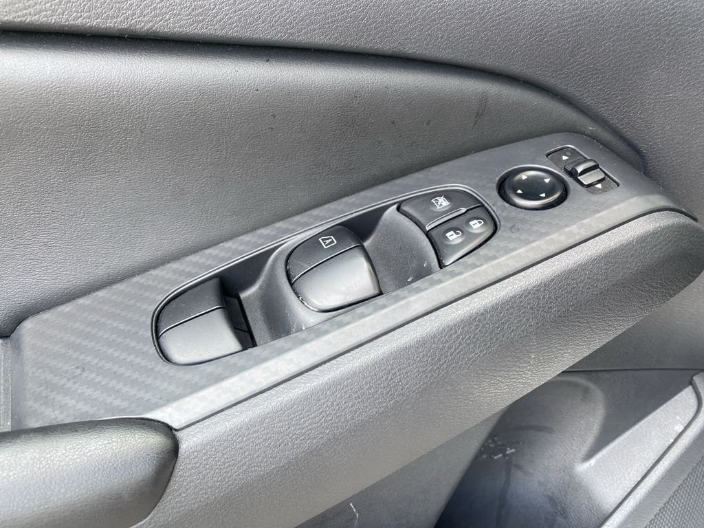 2025 Nissan Altima S - Photo 18