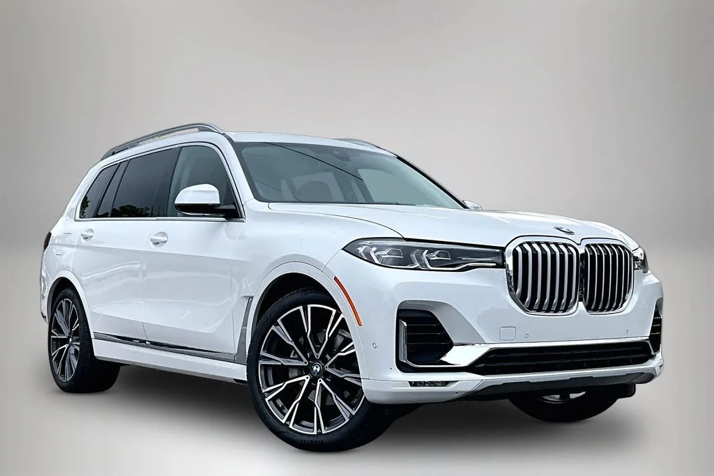 2021 BMW X7 xDrive40i's photo