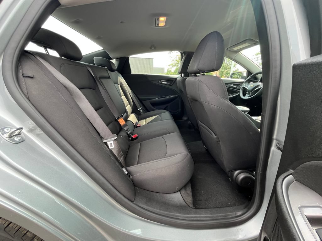 2025 Chevrolet Malibu 1LT - Photo 18