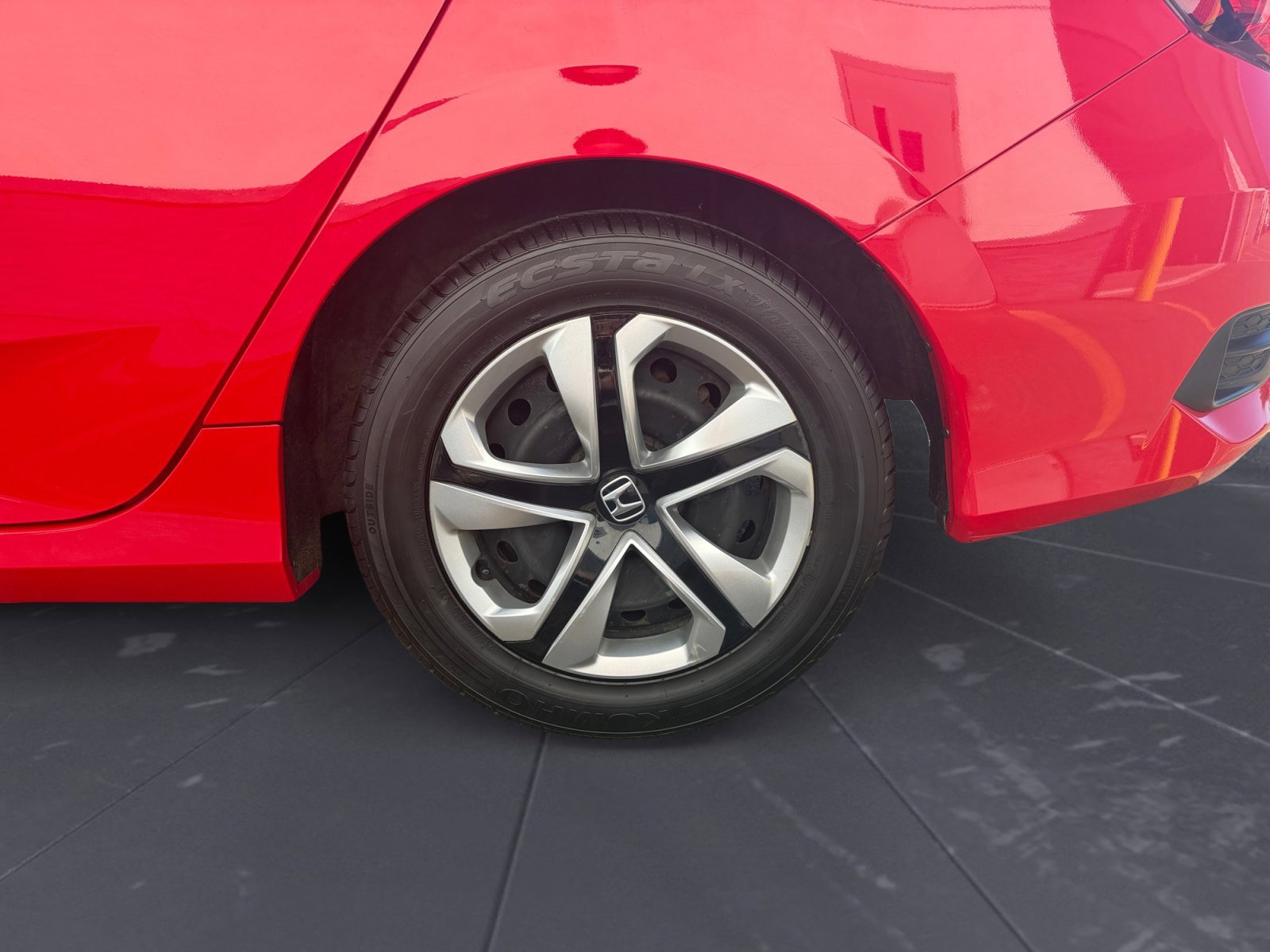 Used 2016 Red Honda LX image 43