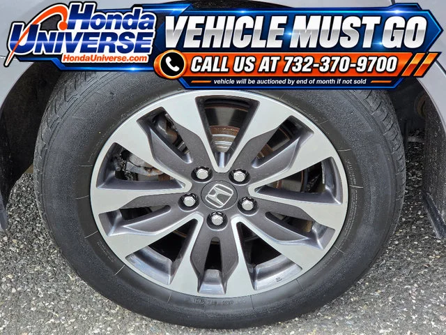 Used 2022 Lunar Silver Metallic Honda EX-L image 13