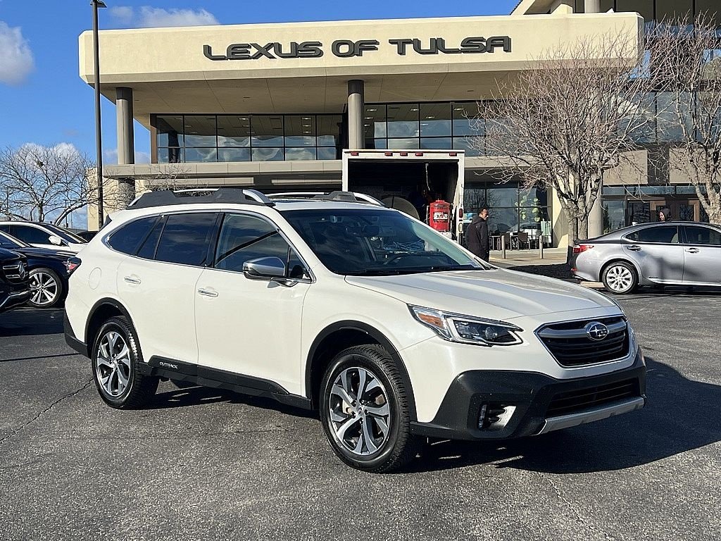 2022 Subaru Outback Touring