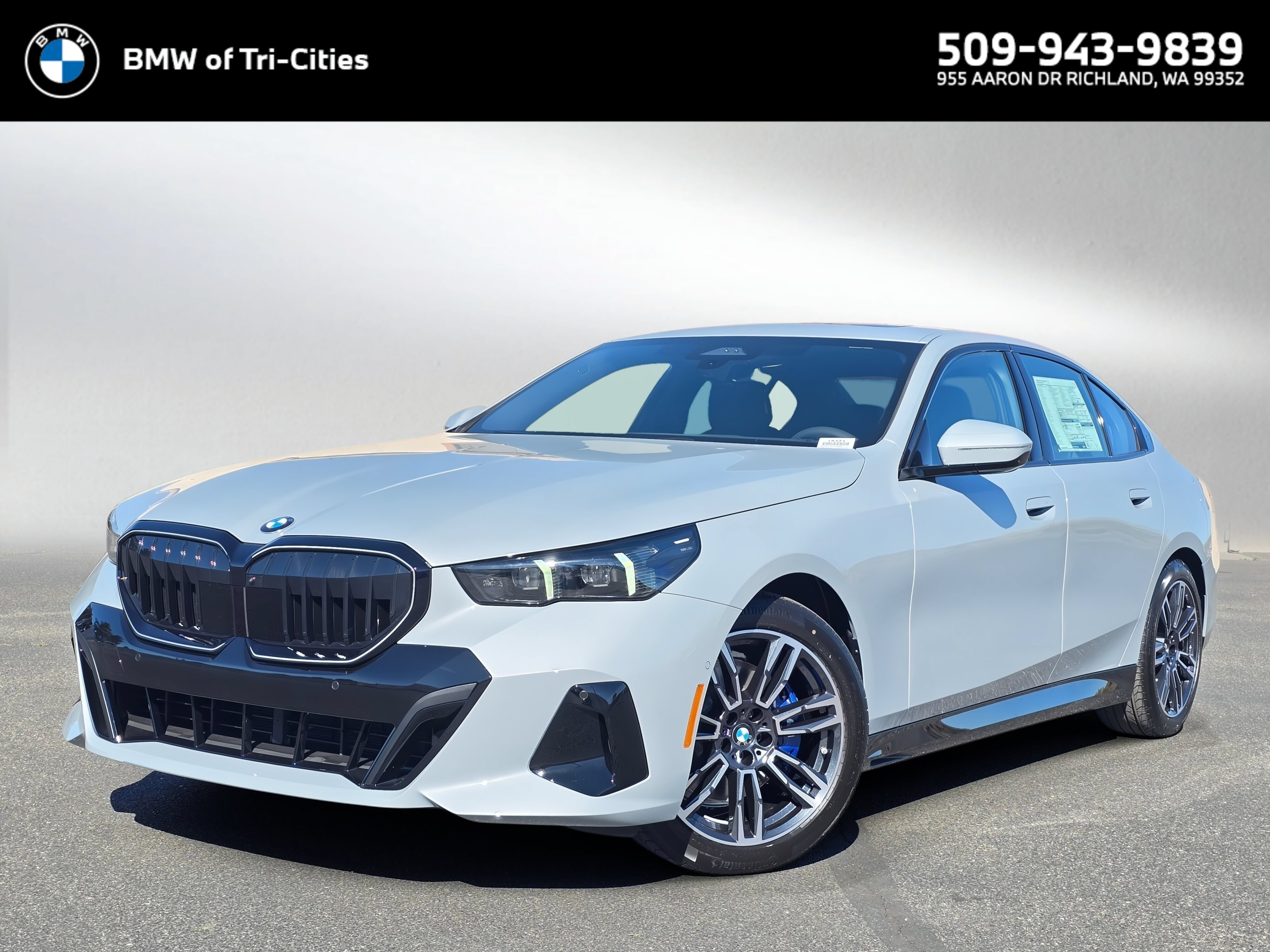 New 2027 Brooklyn Grey Metallic BMW 530i xDrive image 1