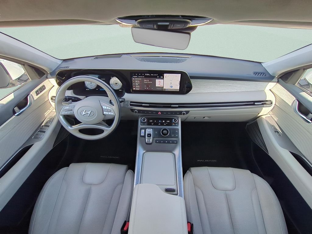 Certified Used 2023 White Hyundai Calligraphy image 11