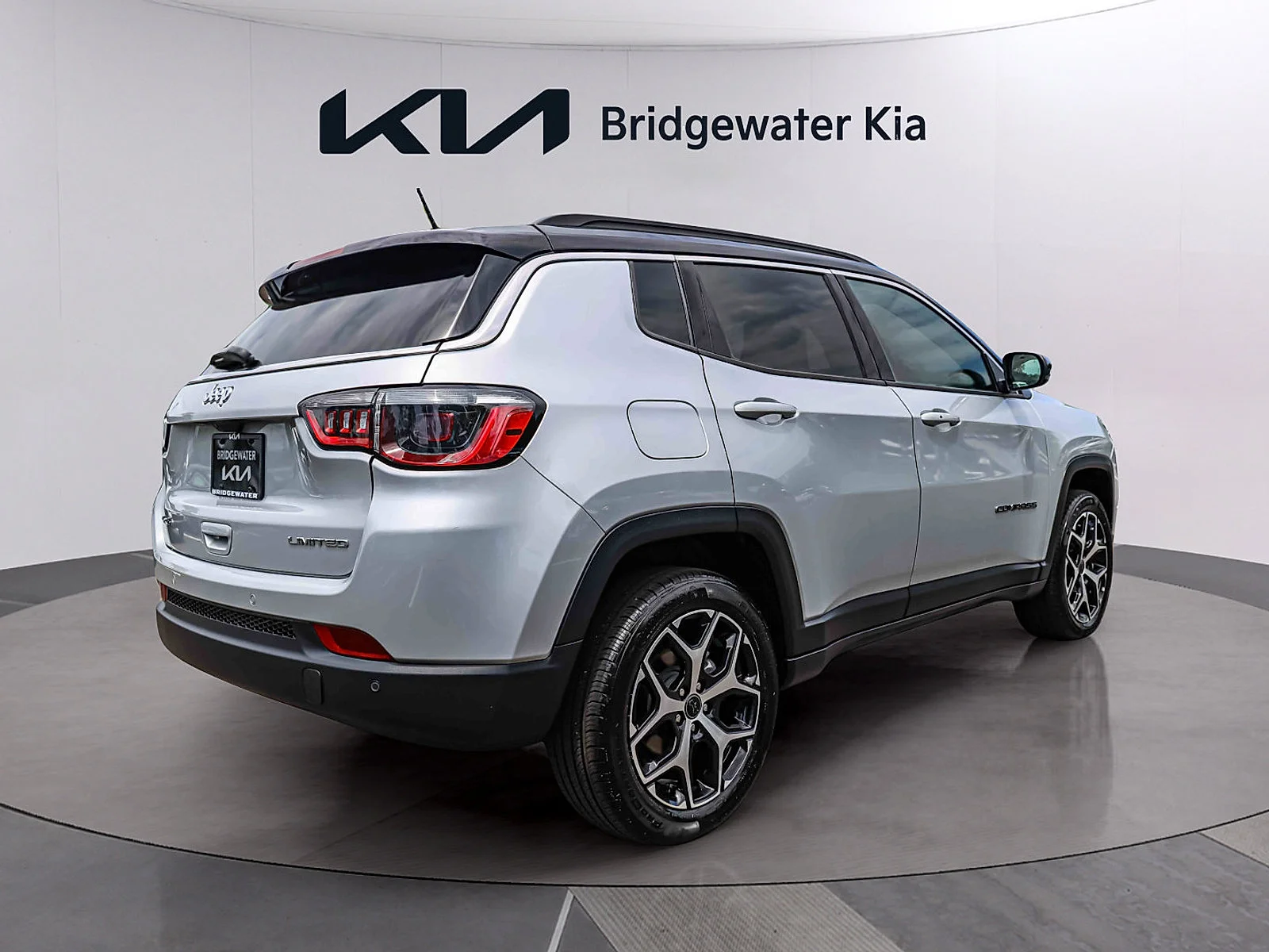 2025 Jeep Compass Limited - Photo 6