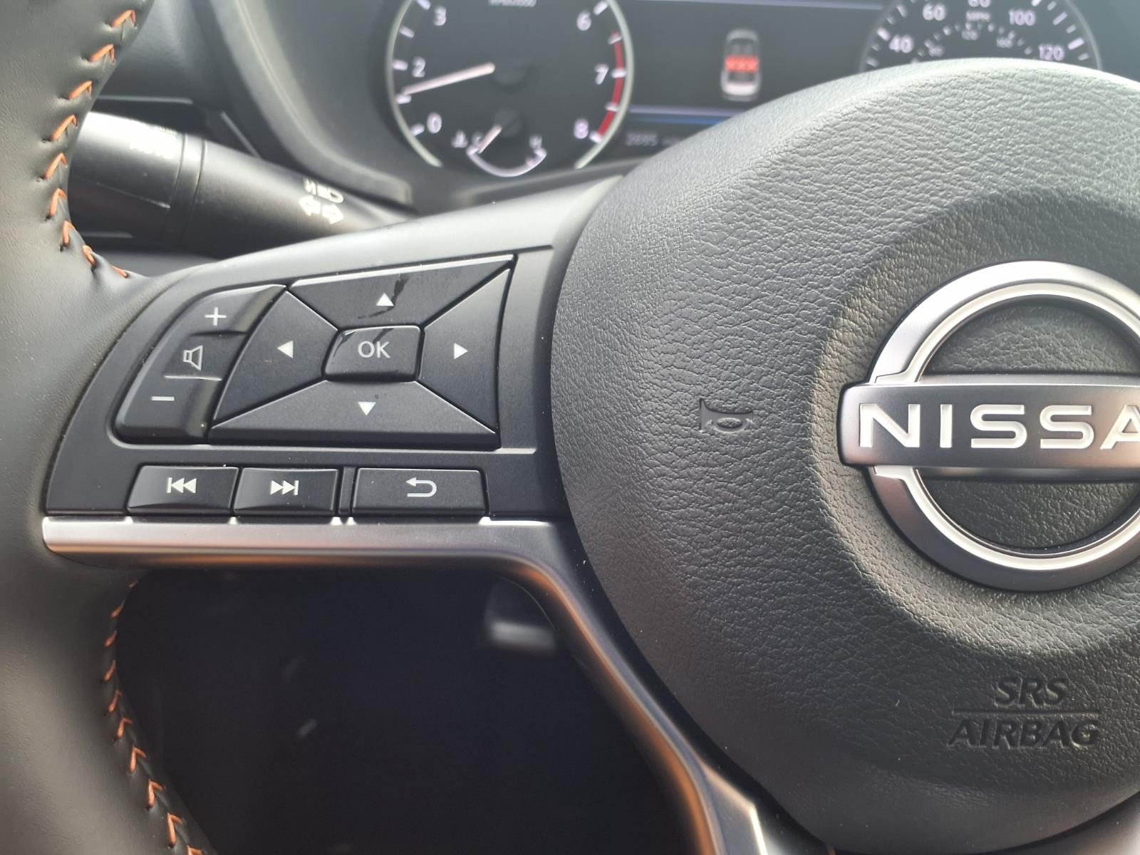 Used 2025  Nissan SR image 20