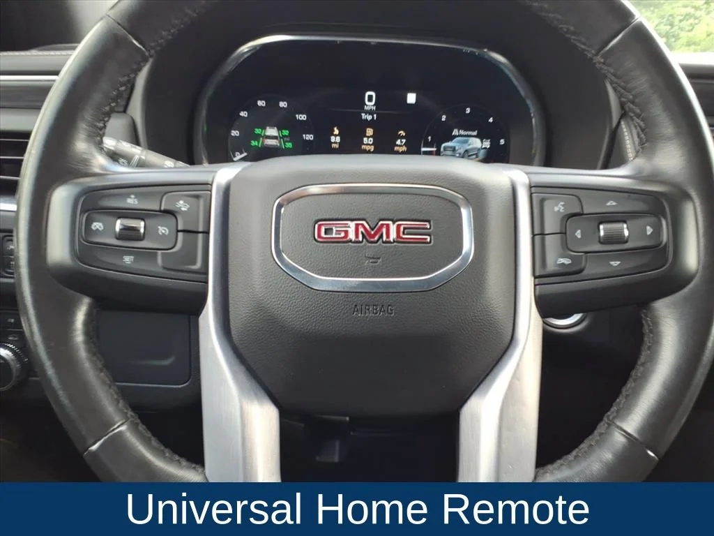 Used 2023 White GMC SLT image 11