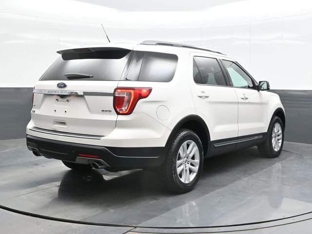 Used 2018 White Ford XLT image 9