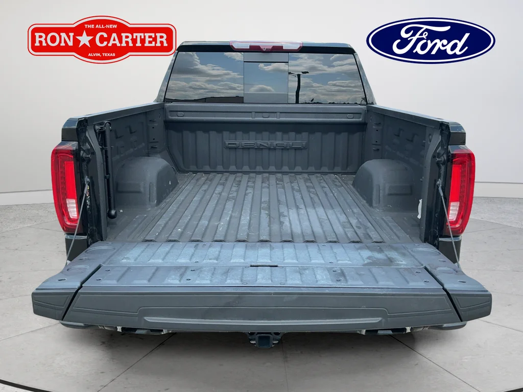 Used 2024 Black GMC Denali Ultimate image 21