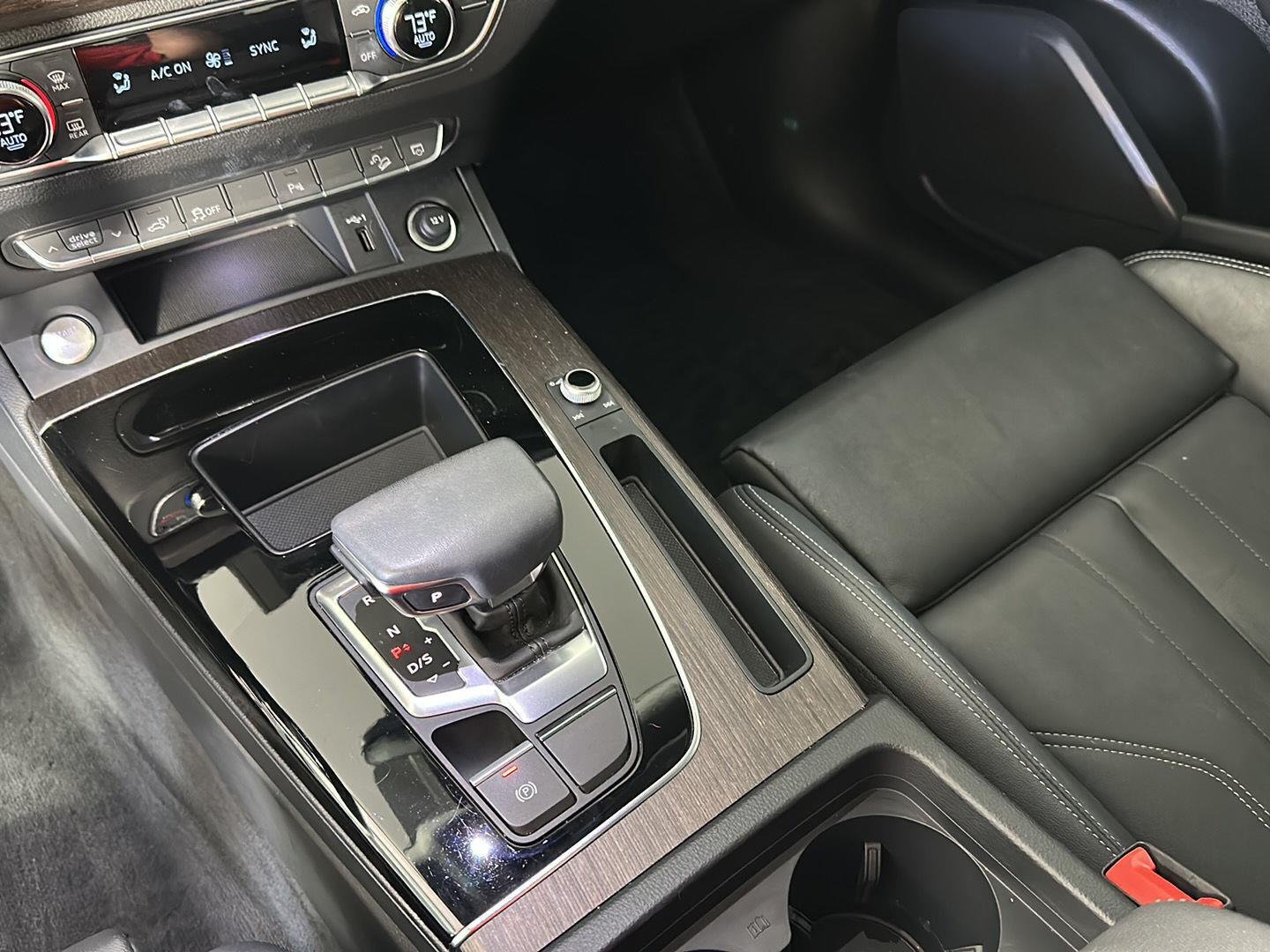 Used 2025 Mythos Black Metallic Audi S line Premium image 16