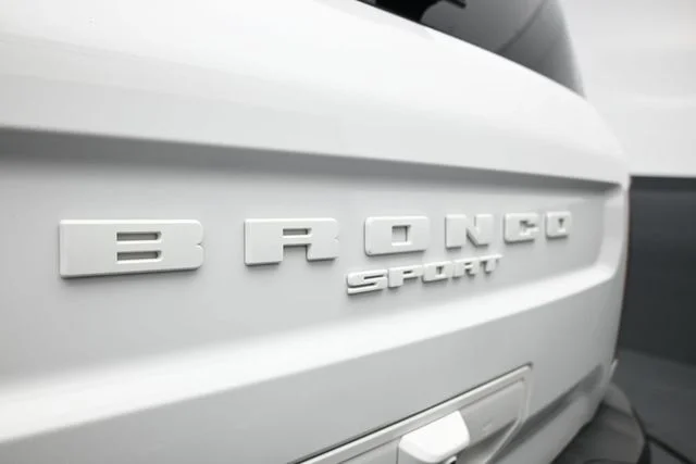 Used 2025 White Ford Outer Banks image 30