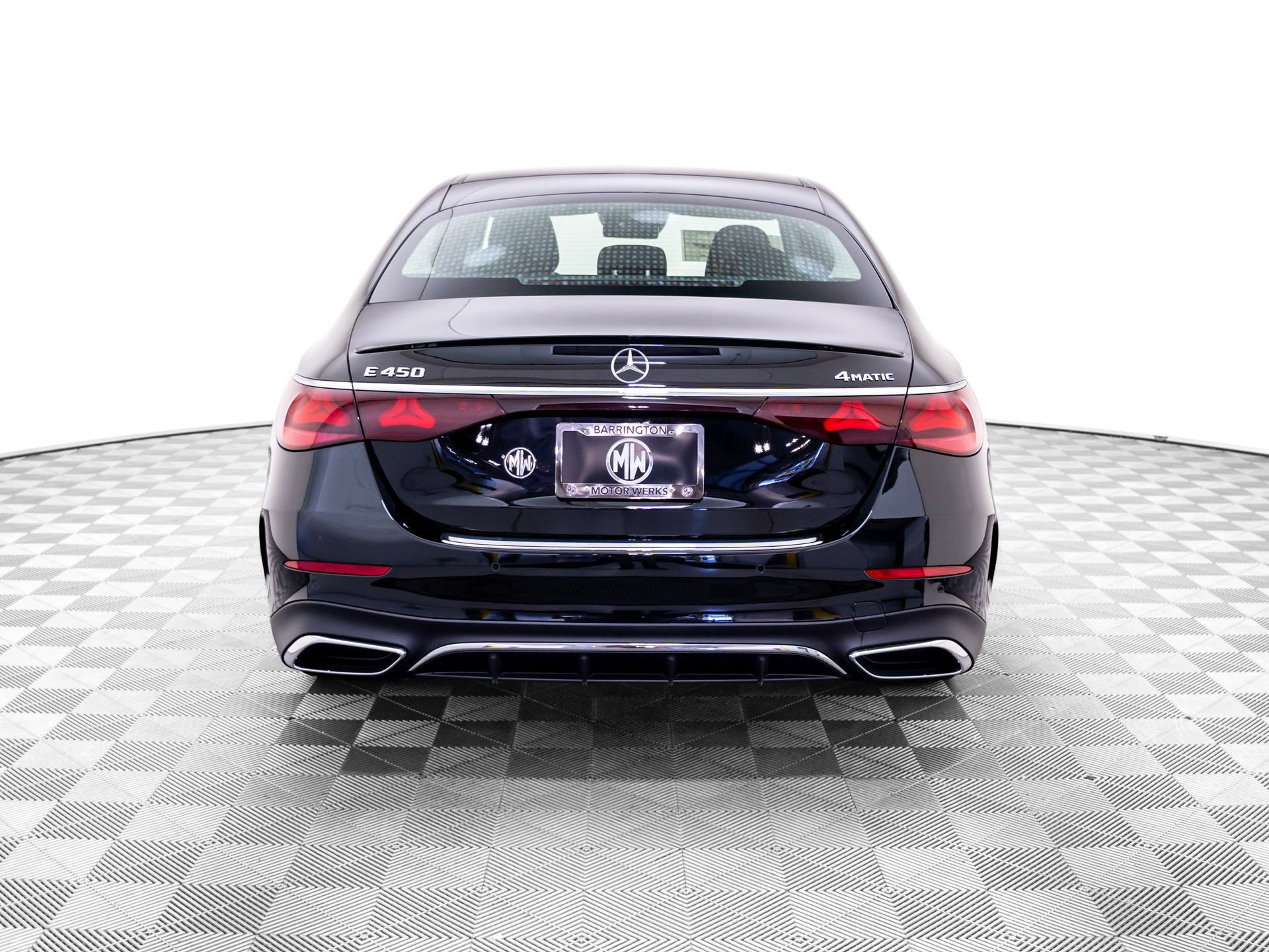 New 2027 Black Mercedes-Benz E 450 image 4