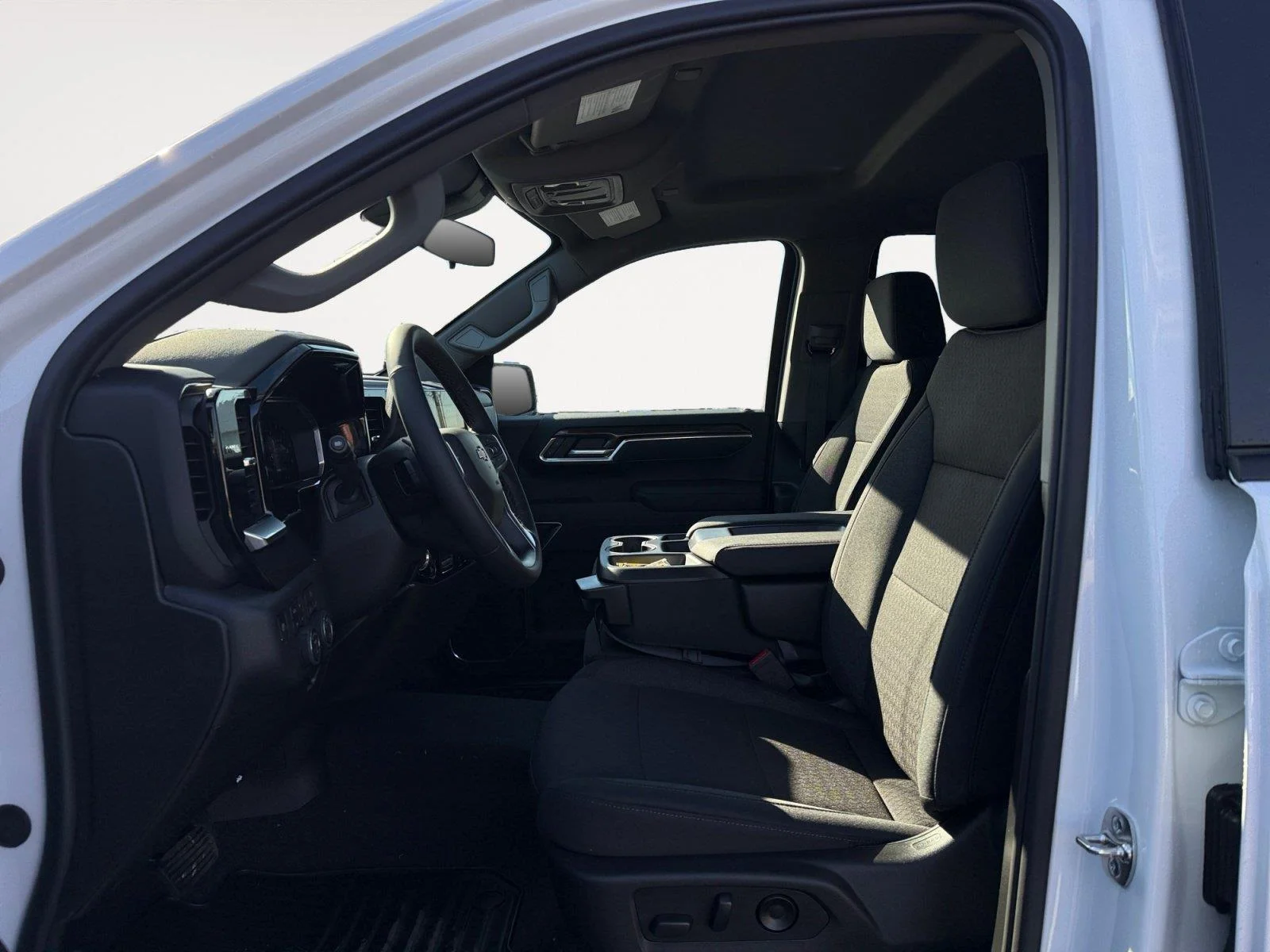 2026 Chevrolet Silverado 1500 LT - Photo 10