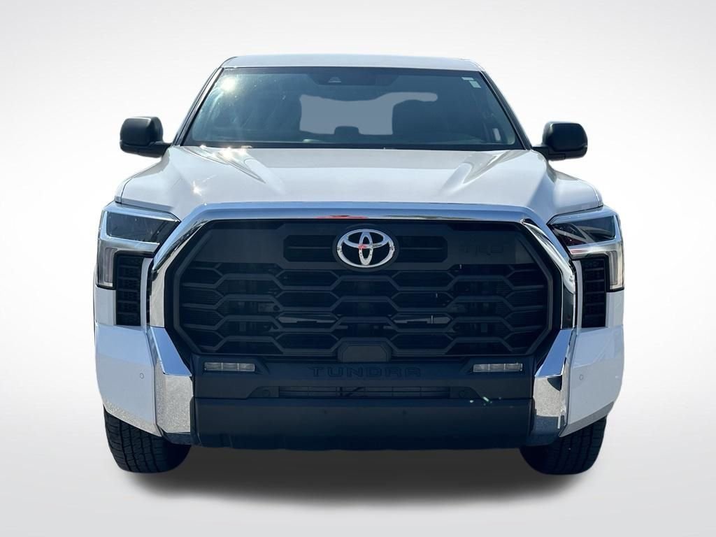 Used 2026 White Toyota SR5 image 10