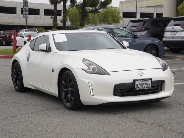 2020 Nissan 370Z Base