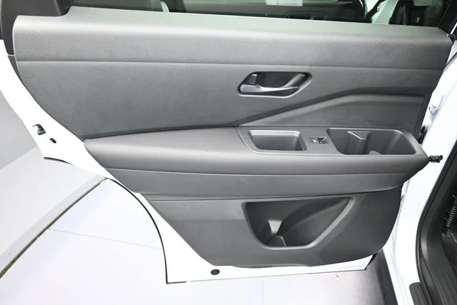 New 2026 White Nissan SV image 10