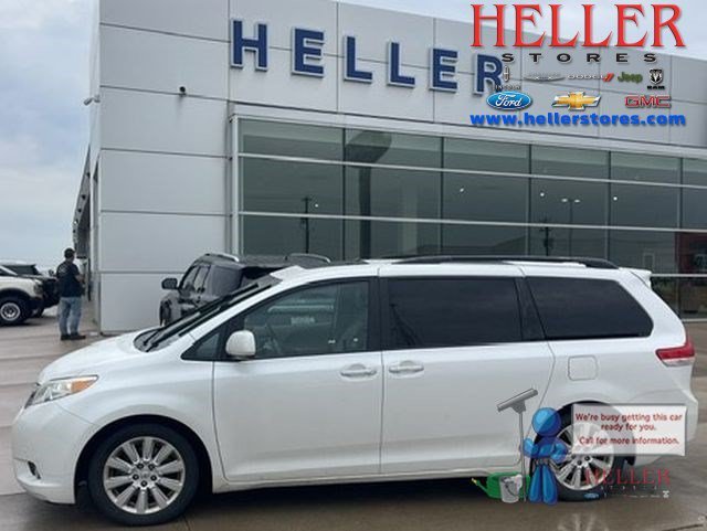 2012 Toyota Sienna