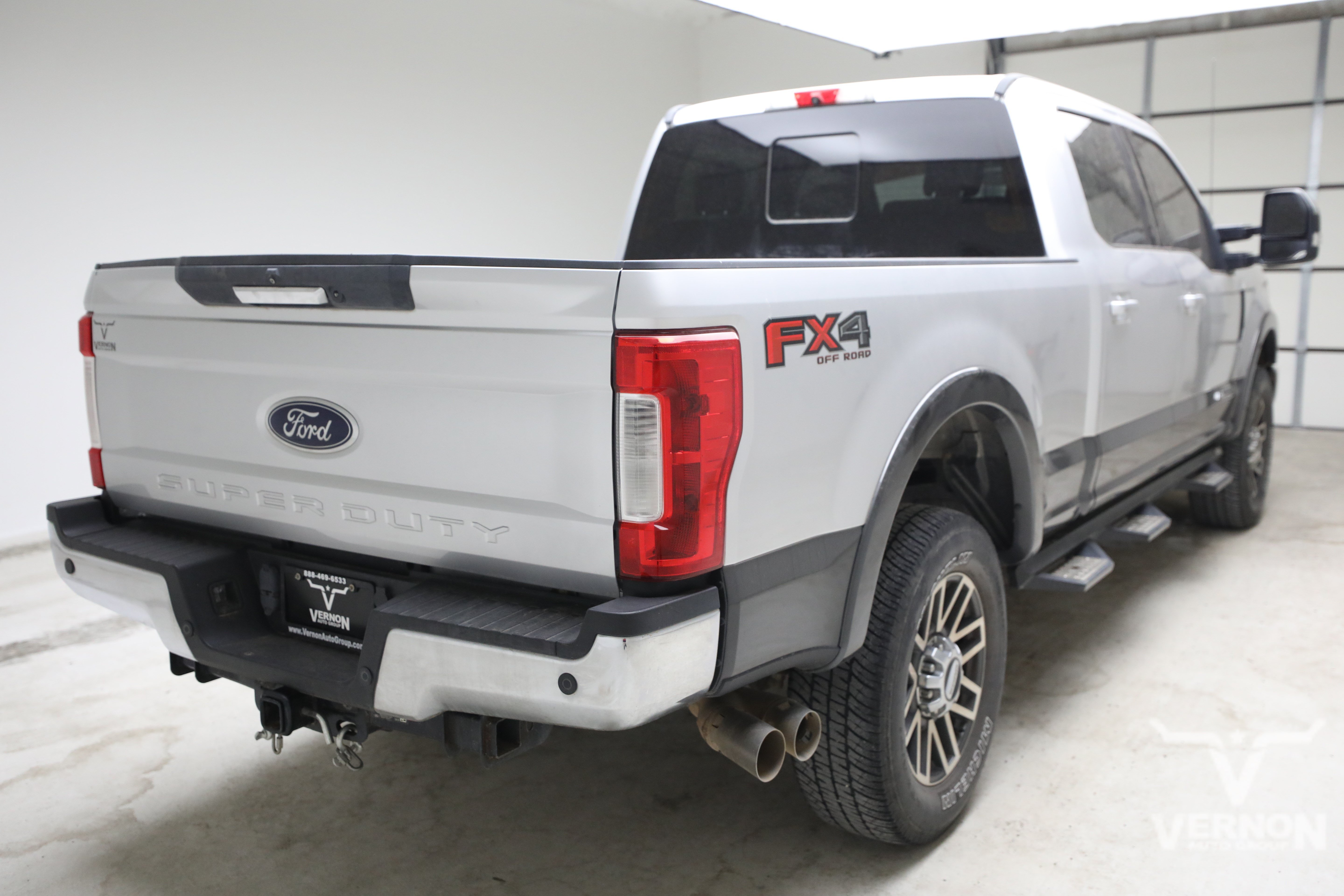 Used 2018 Ingot Silver Metallic Ford Y image 4
