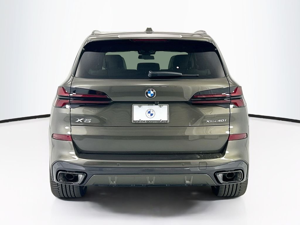 New 2026 Green Metallic BMW xDrive40i image 6