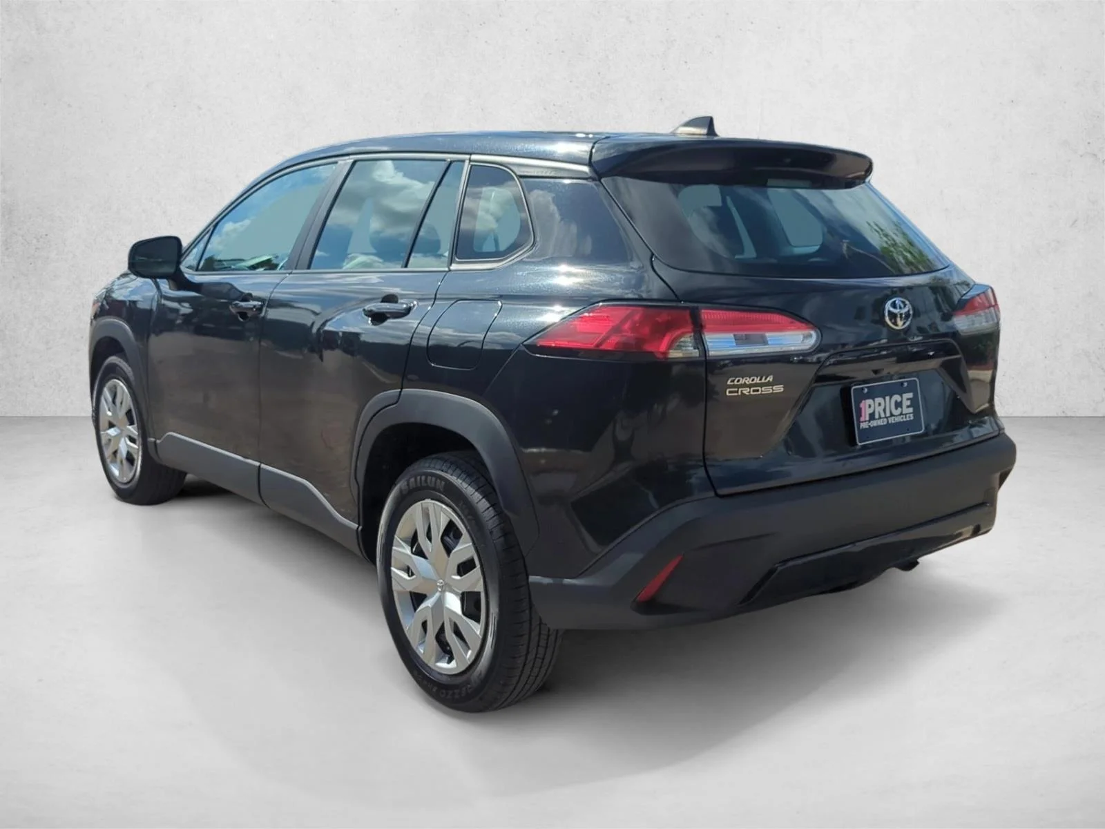 Used 2024 Jet Black Toyota L image 7