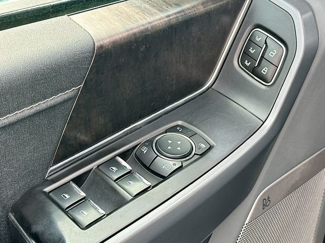 Certified Used 2023 Oxford White Ford Lariat image 18
