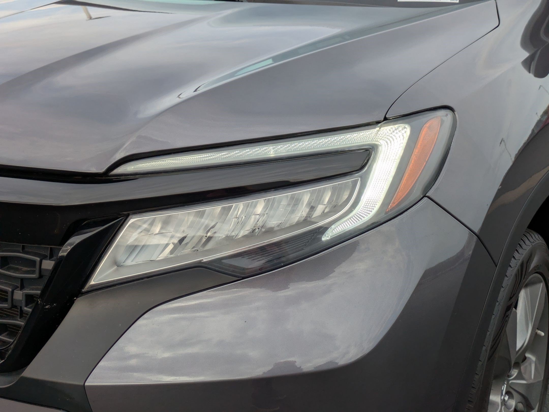 Used 2021 Lunar Silver Metallic Honda Touring image 10