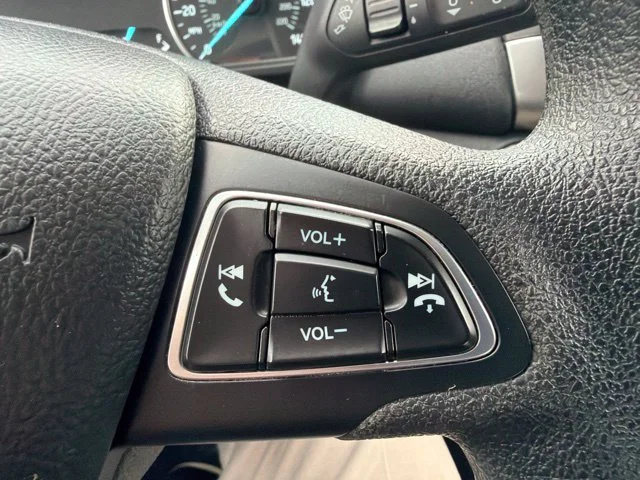 Used 2021 Black Ford SE image 17