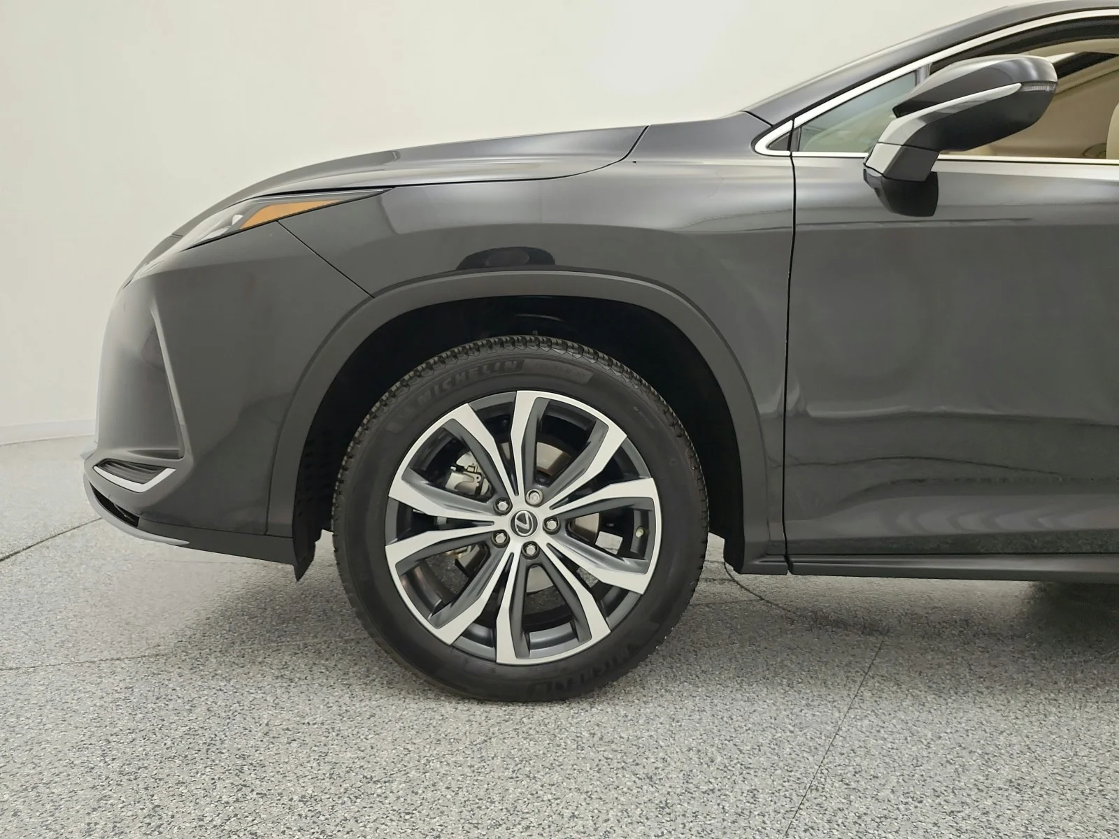 Used 2022 Caviar Lexus RX 450h AWD image 18
