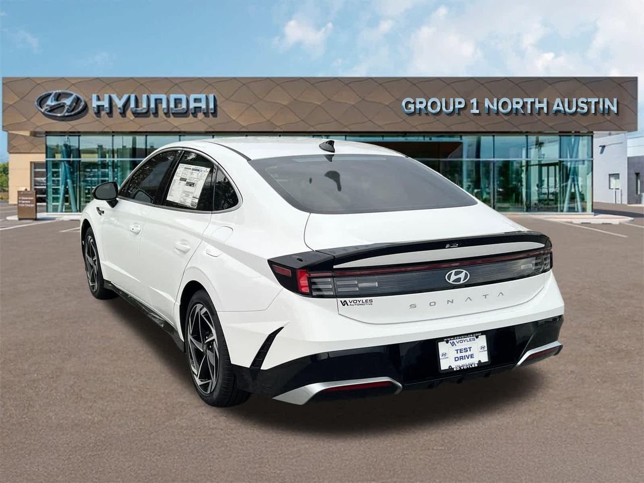 New 2026 Serenity White Hyundai SEL Sport image 7