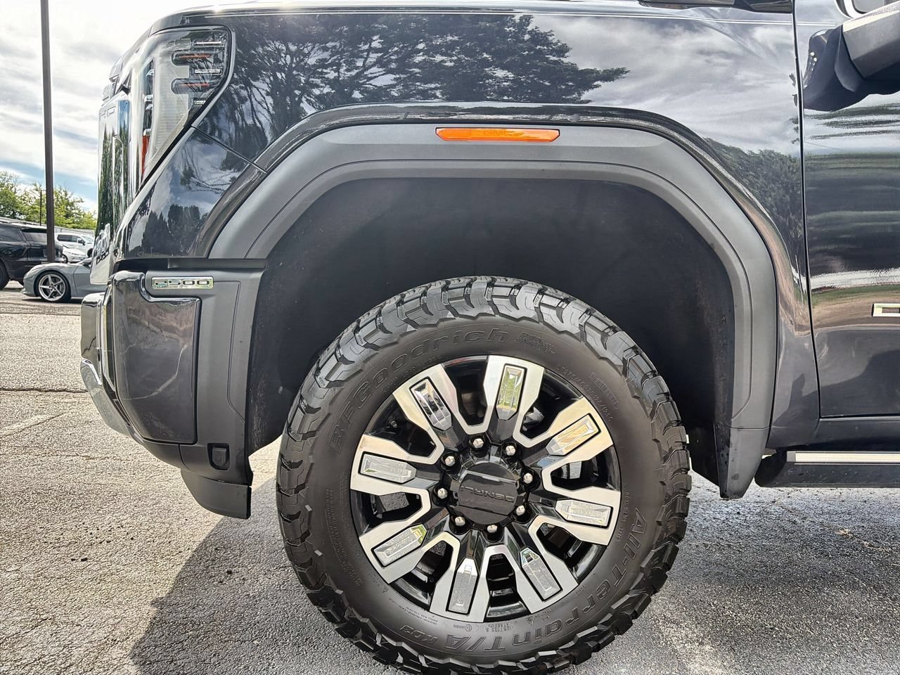 Used 2024 Titanium Rush Metallic GMC Denali image 28