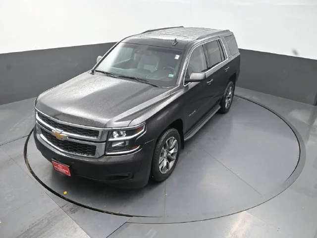 Used 2018 Gray Chevrolet LT image 25
