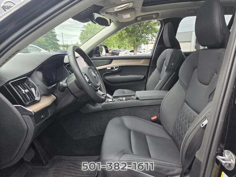 Used 2025 Onyx Black Metallic VOLVO 2025.5 B5 AWD PLUS 7-SEATER image 9