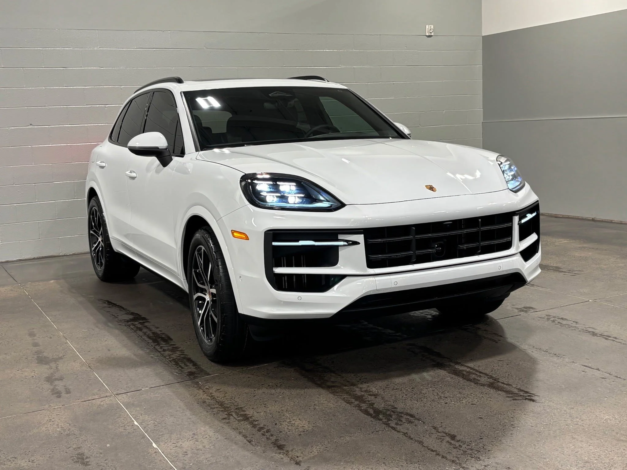 New 2026 Carrara White Metallic Porsche  image 9