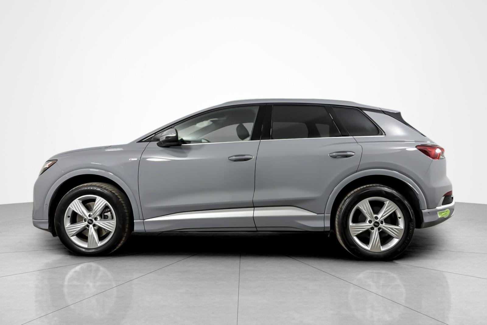 Used 2023 Pebble Gray Audi Premium Plus 50 quattro image 2