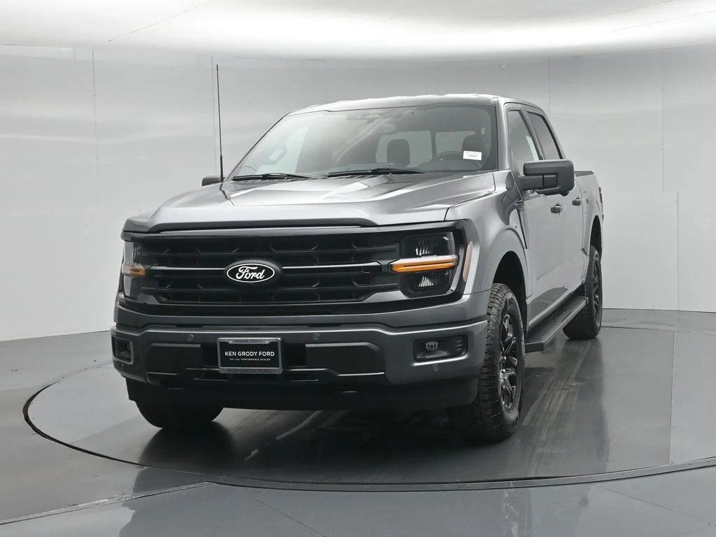 New 2026 Carbonized Gray Metallic Ford XLT image 56