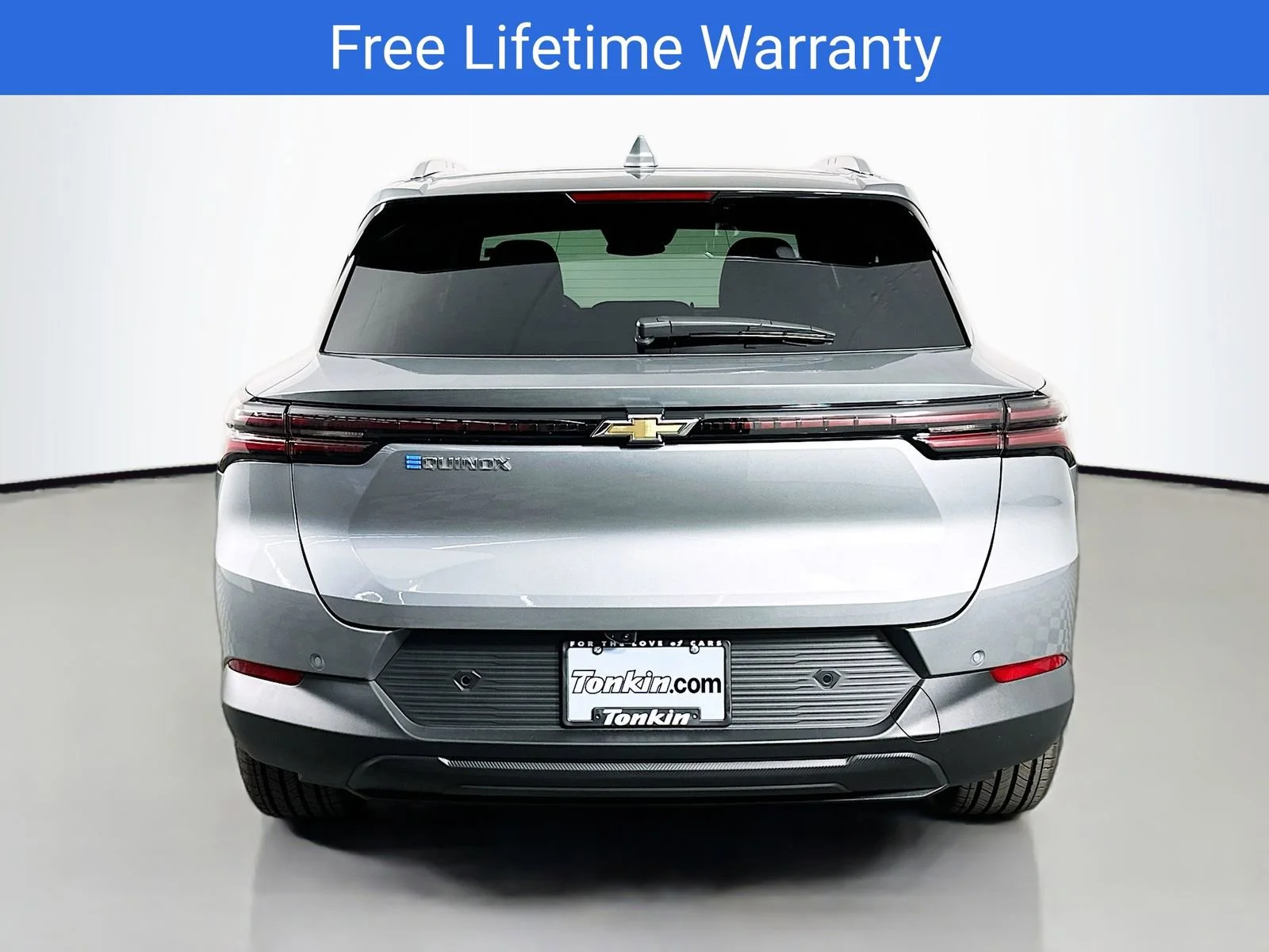 New 2026 Sterling Gray Metallic Chevrolet LT image 7