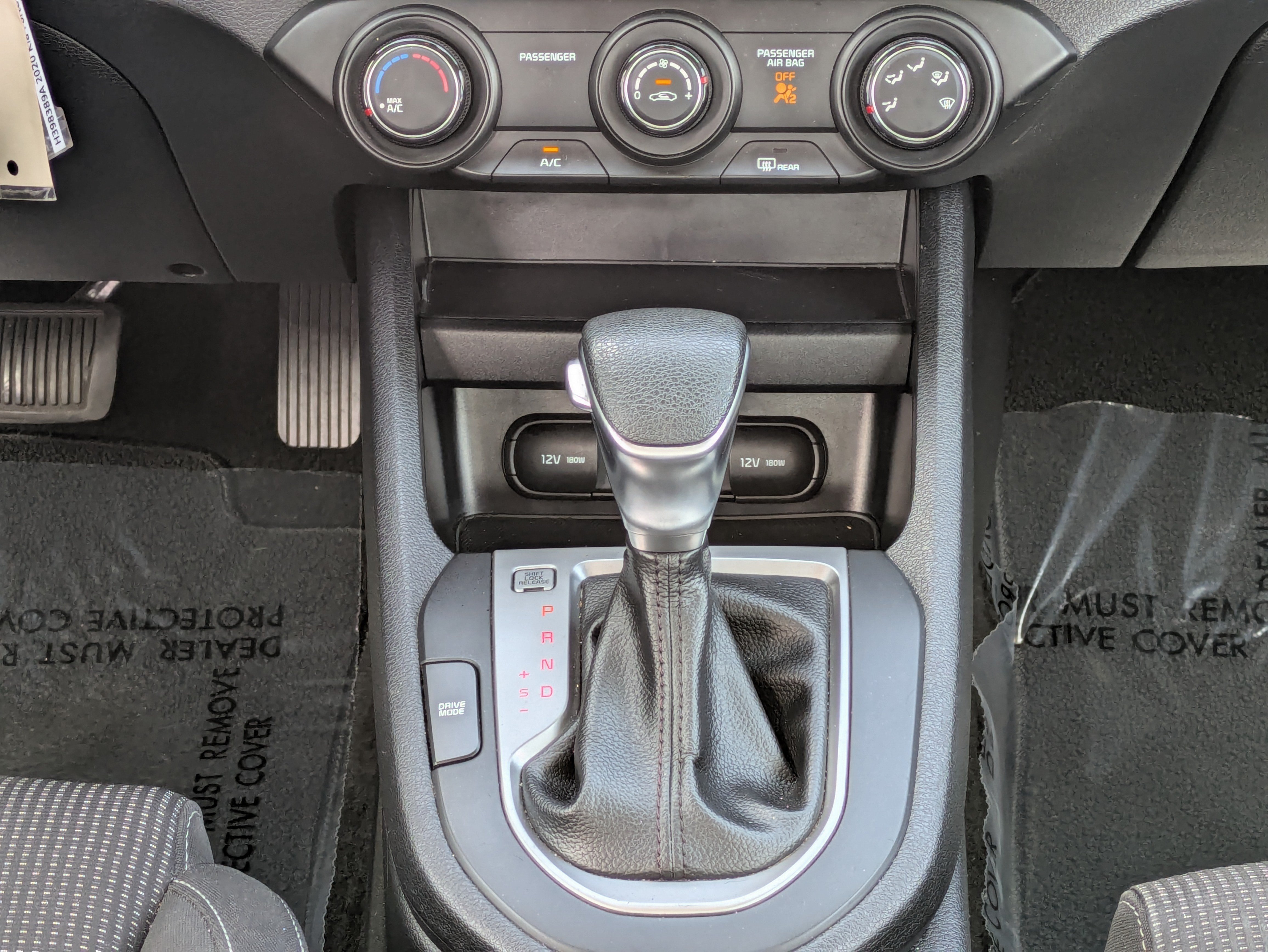2020 Kia FORTE LXS - Photo 17