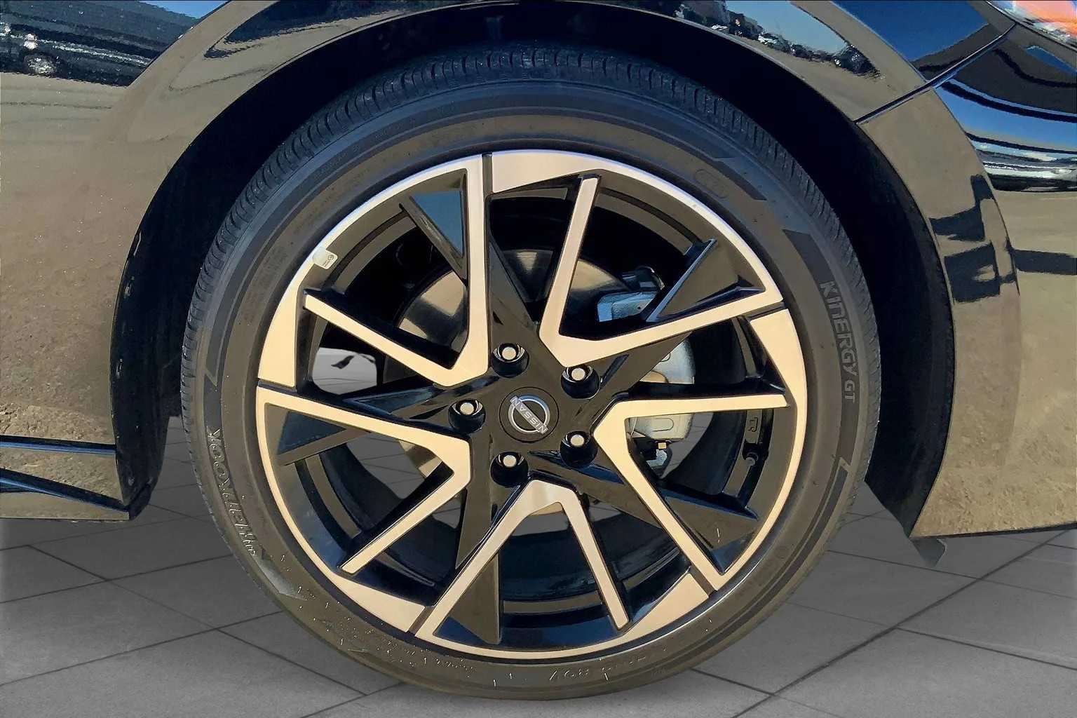 Used 2024 Super Black Nissan SR image 10