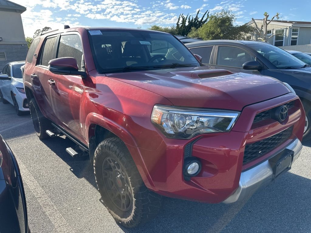 2019 Toyota 4Runner TRD Off-Road Premium photo 3