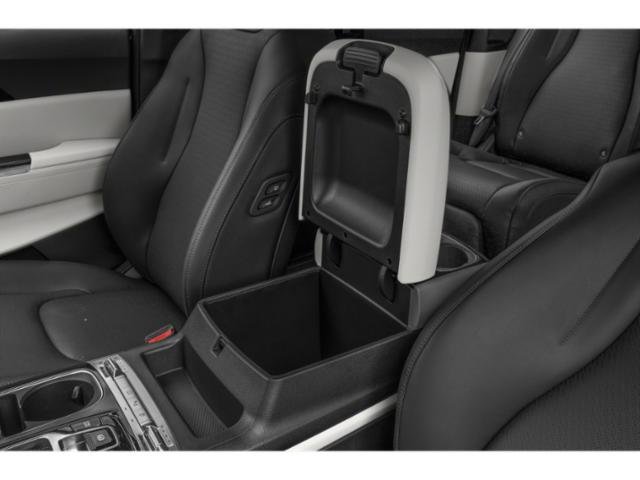 Used 2024 Snow White Pearl Kia SX Prestige image 17