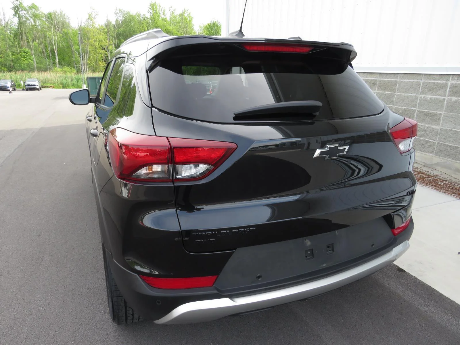 Used 2021 Mosaic Black Metallic Chevrolet LT image 20